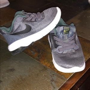 Toddlers Nike shoes